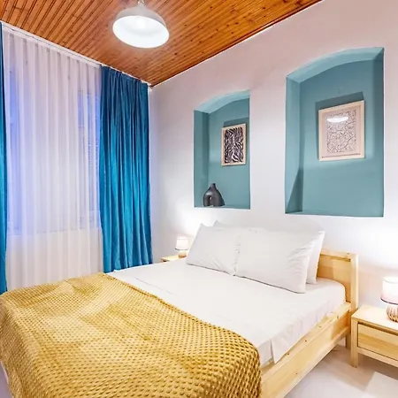 Delightful Flat In Sisli With Central Location *