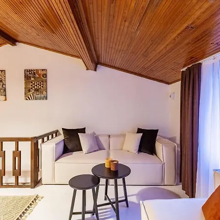 Delightful Flat In Sisli With Central Location *