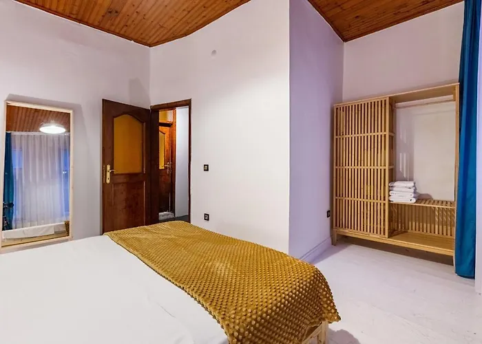 Delightful Flat In Sisli With Central Location